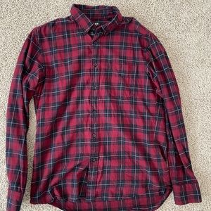 Uniqlo long sleeve button up. Flannel size medium